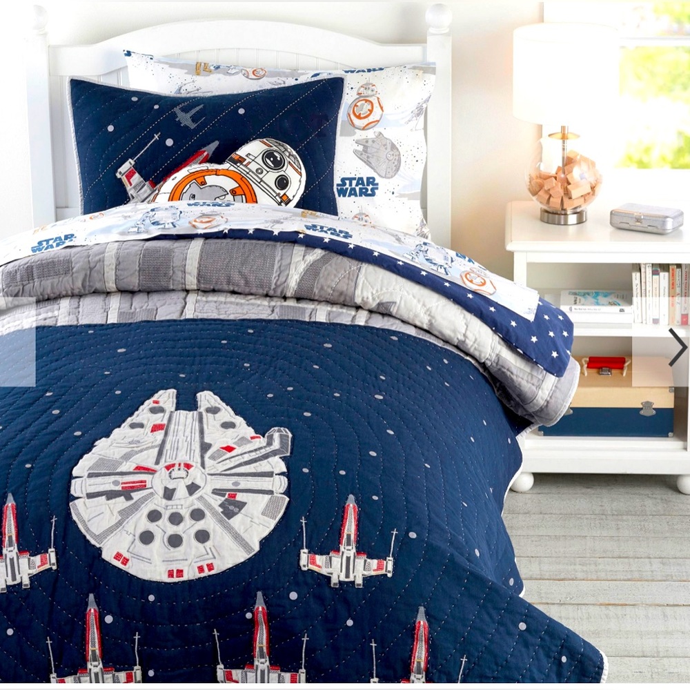 Pottery Barn Star Wars Millenium Falcon Twin Quilt and Standard Sham